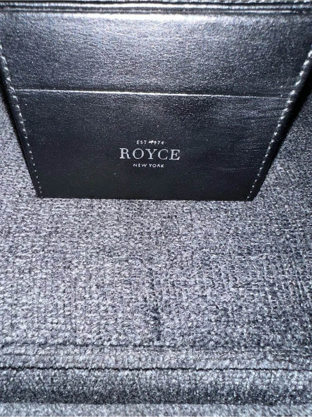 ROYCE New York Black Leather Watch Box